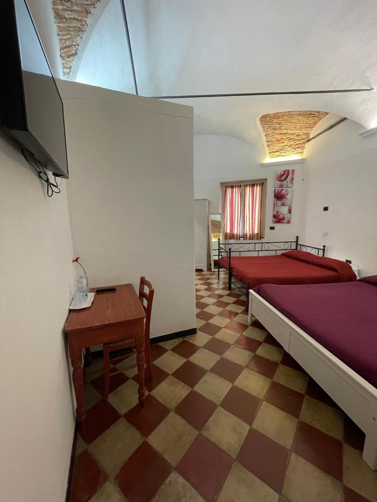Ca' Du Batan Bed & Breakfast สโปตัวร์โน ห้อง รูปภาพ